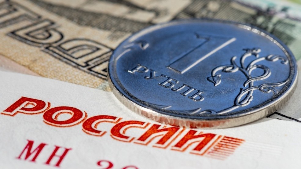 Russian officials warn Putin that the war is becoming too expensive