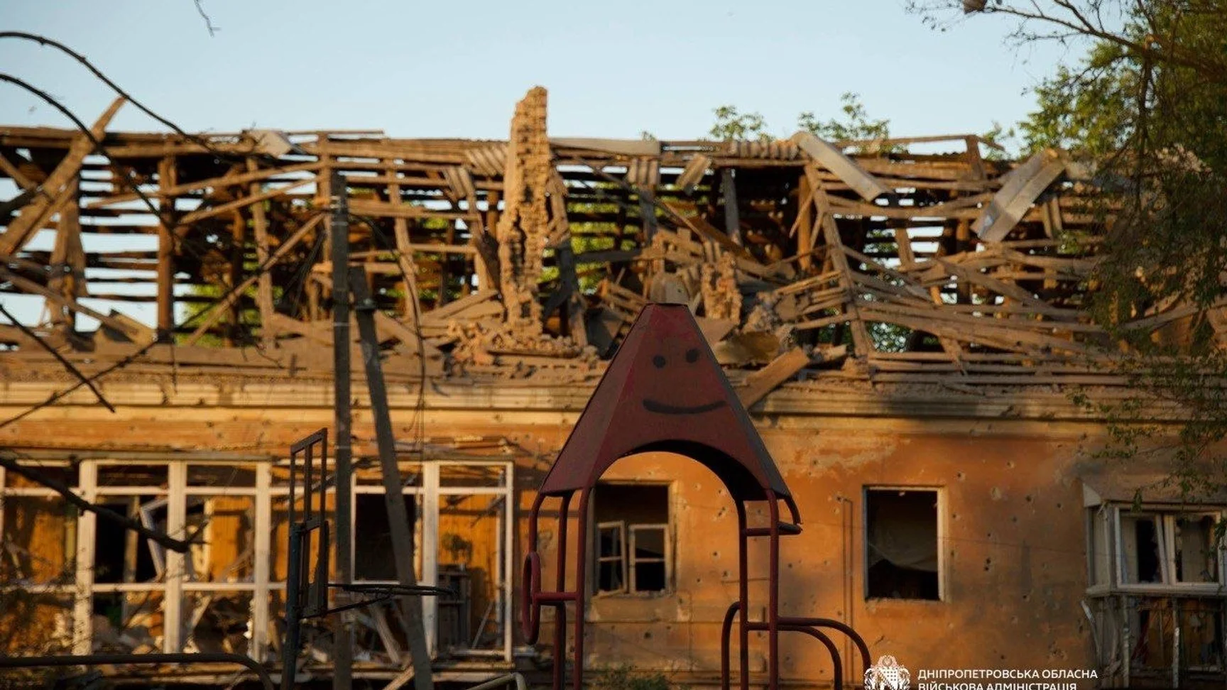 Russia Launches 729 Aerial Targets at Ukraine: Eight Killed in Dnipro